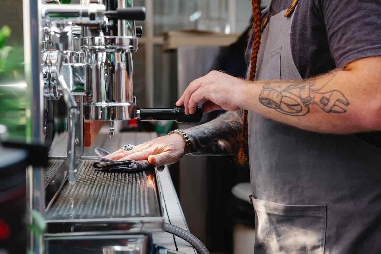 How To Clean And Maintain Your Coffee Machine: Tips And Tricks
