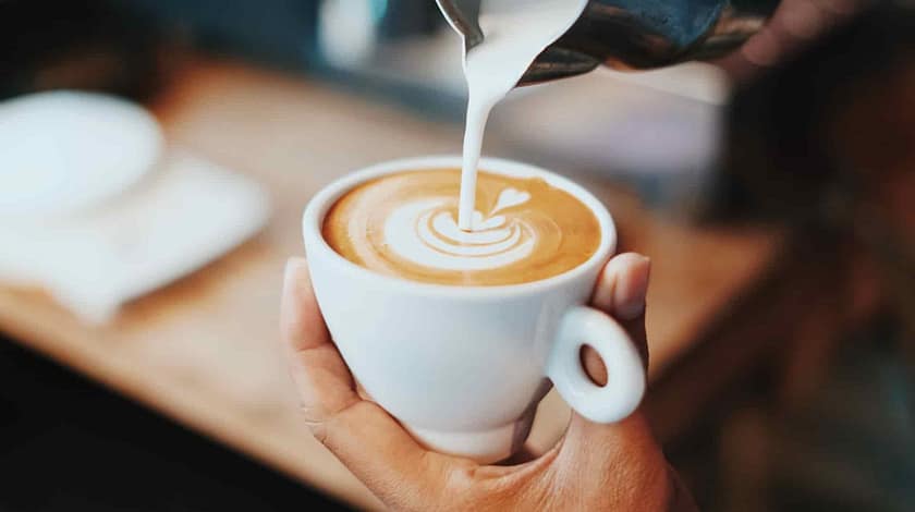 Mocha vs Latte: What's the Difference?