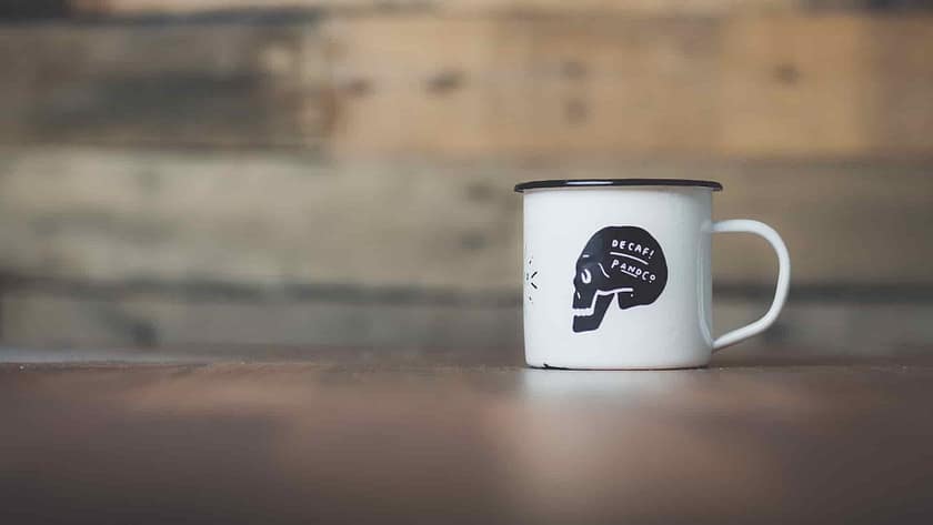 The Great Debate: Decaf vs Regular Coffee - Which One is Better?